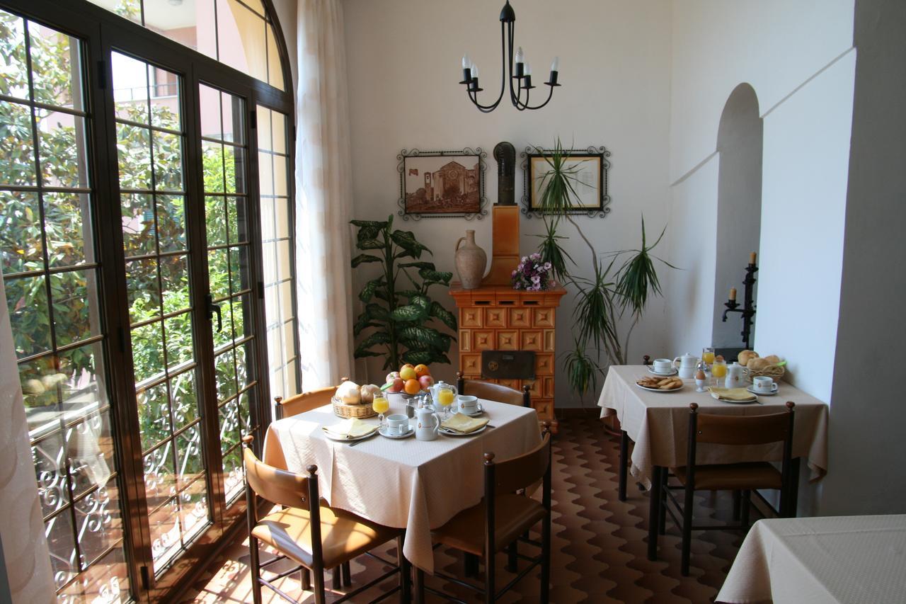 Hotel Ca' Ligure Pietra Ligure Eksteriør bilde